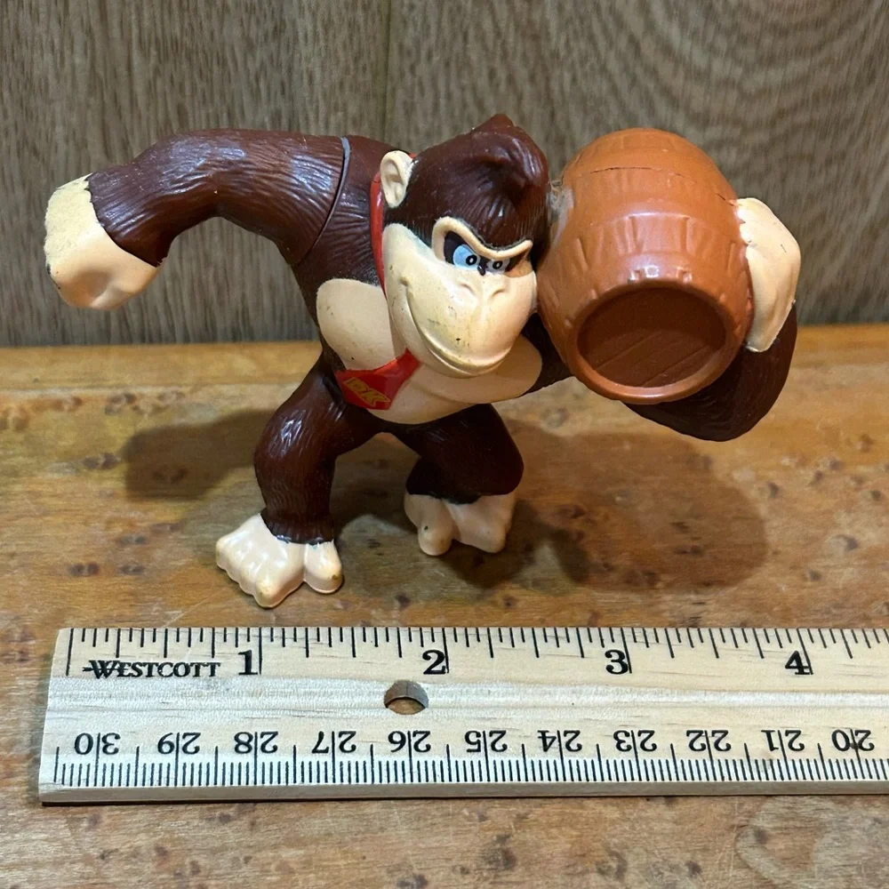 Nintendo Donky Kong McDonalds Toy - Moving Arm 2022